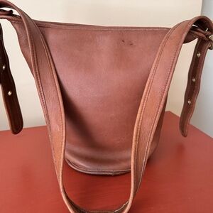 Authentic coach leather bucket bag